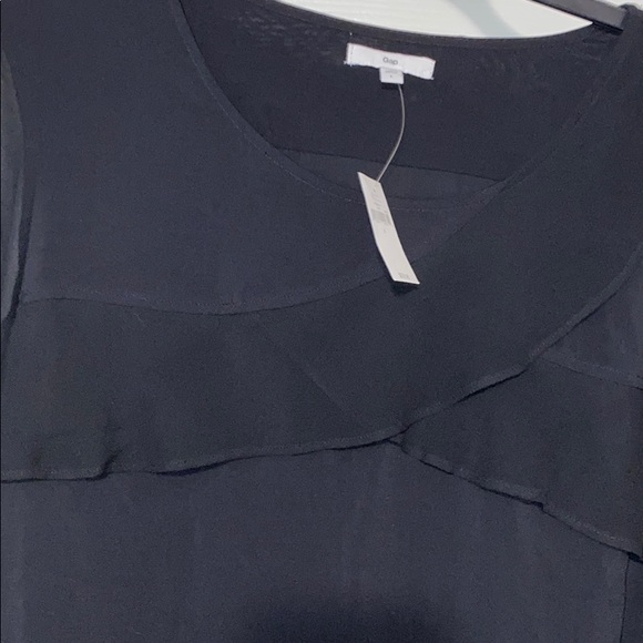 New Gap Black sheer sL Ruffle scoop Neck Top L - Picture 2 of 3
